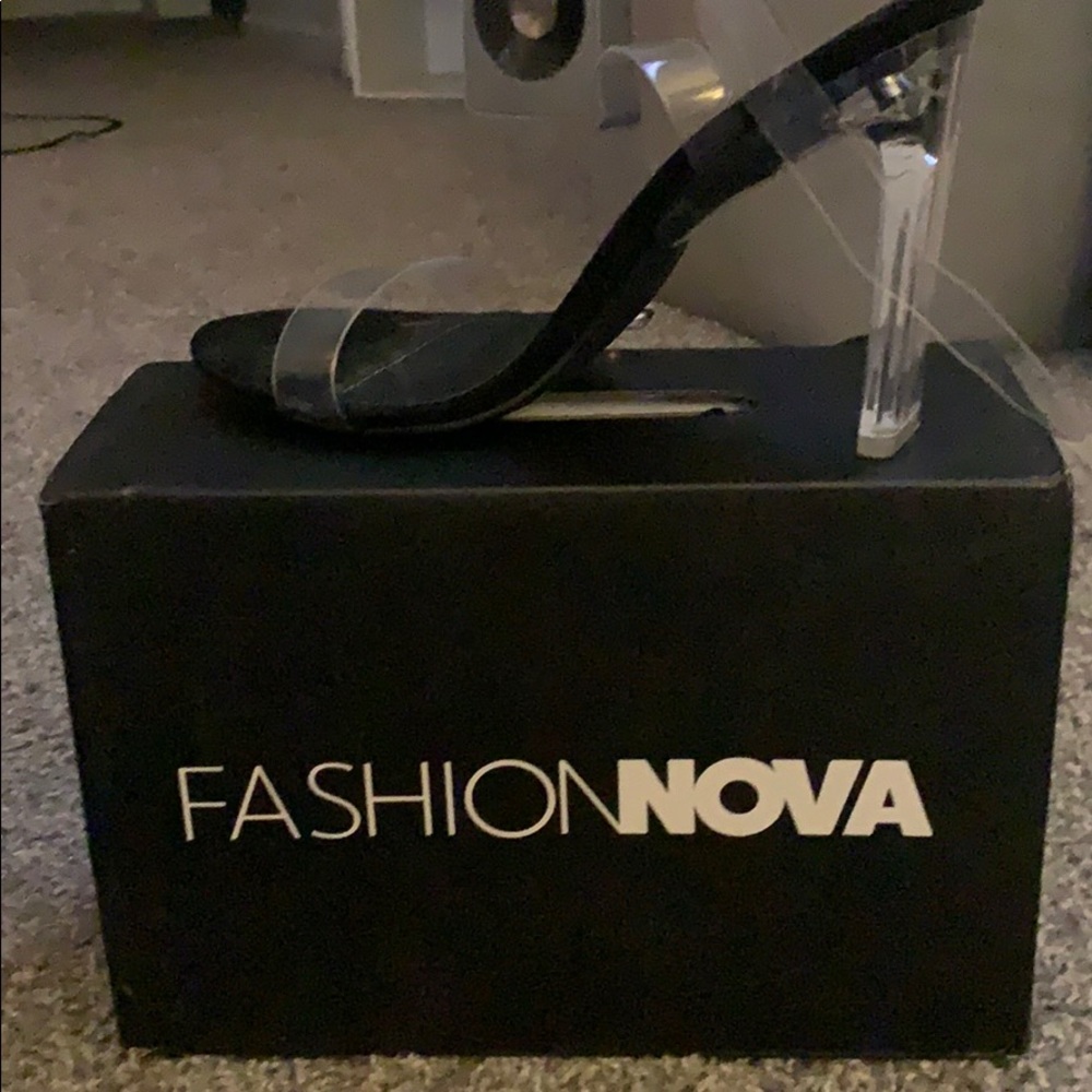 Fashion Nova Clear heel shoes
